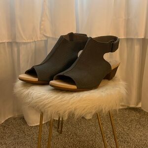 Elegant Smokey Grey Open-Toe Women's Shoes